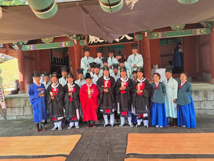 교하향교 추기 석전대제, 파주시장 초헌관 맡아 엄숙히 봉행